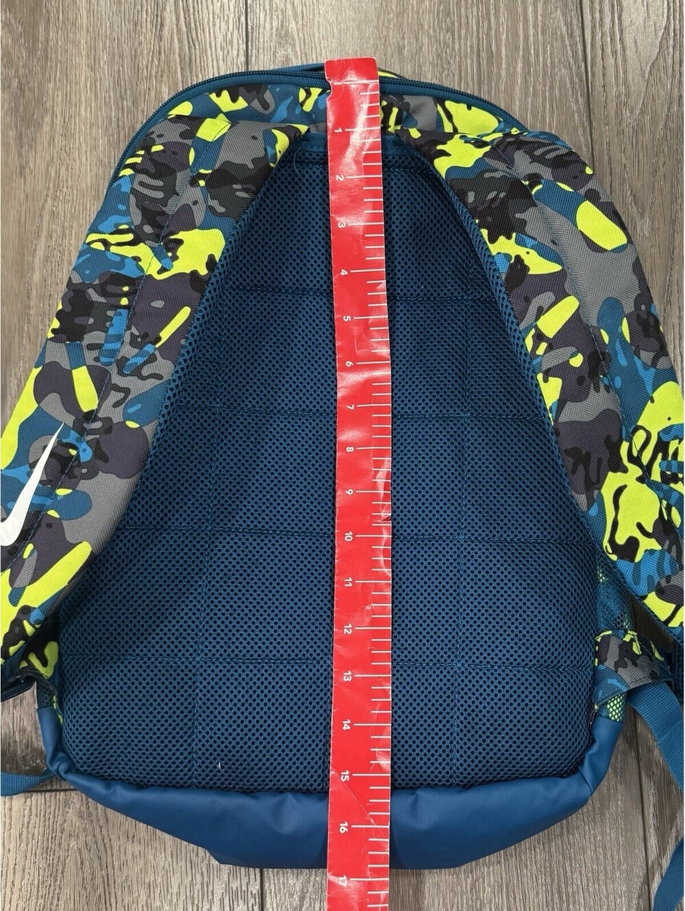 Nike Splash Backpack - Picture 7 of 8